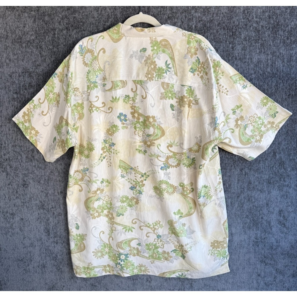 Mens Sz Large Tommy Bahama 100% Silk Hawaiian Green Beige Shirt Floral - Picture 6 of 6